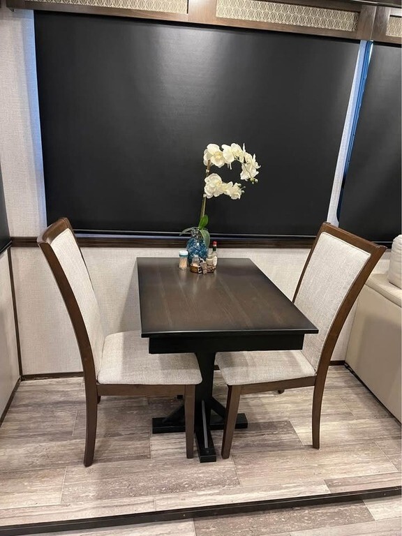 2021 Dutchmen Yukon Fifth Wheel