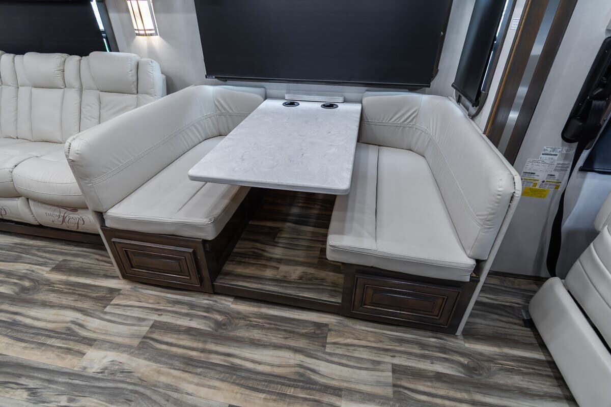 2021 Forest River Georgetown 7