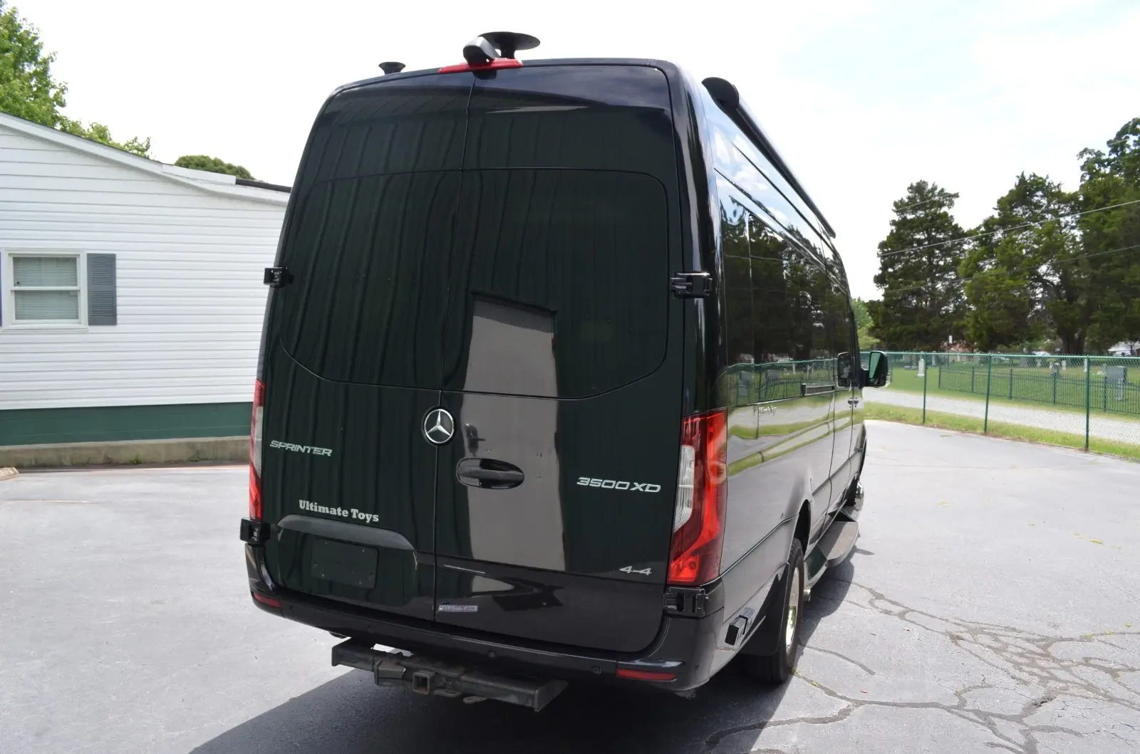 2021 Mercedes 3500 Custom Sprinter Motorized Class B