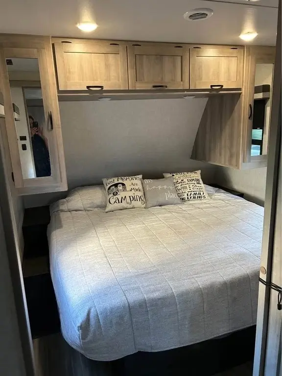 2021 Winnebago Voyage Travel Trailer
