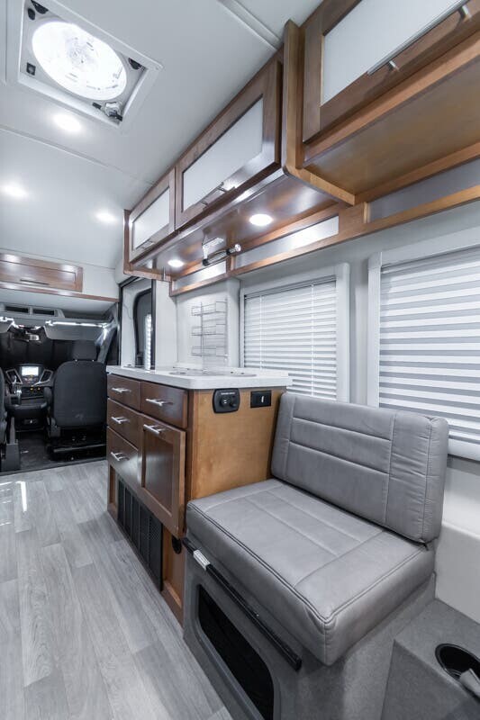 2022 Coachmen Beyond