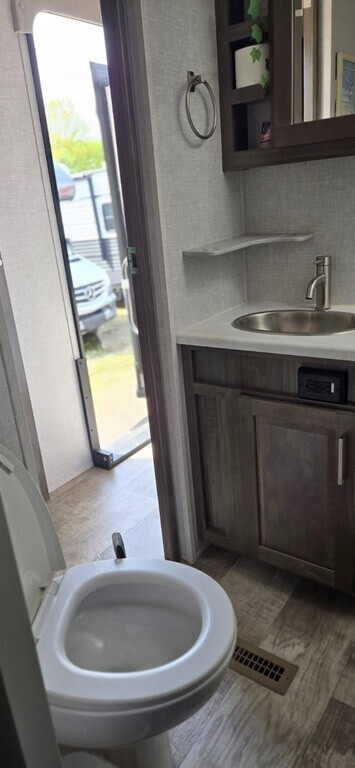 2022 Forest River Rockwood Signature Travel Trailer