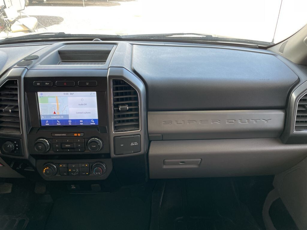 2022 Thor Motor Coach Magnitude