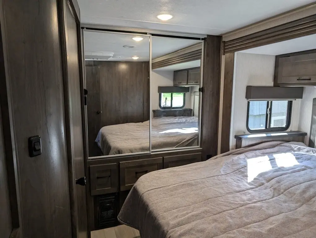 2023 Coachmen Leprechaun Motorized Class C