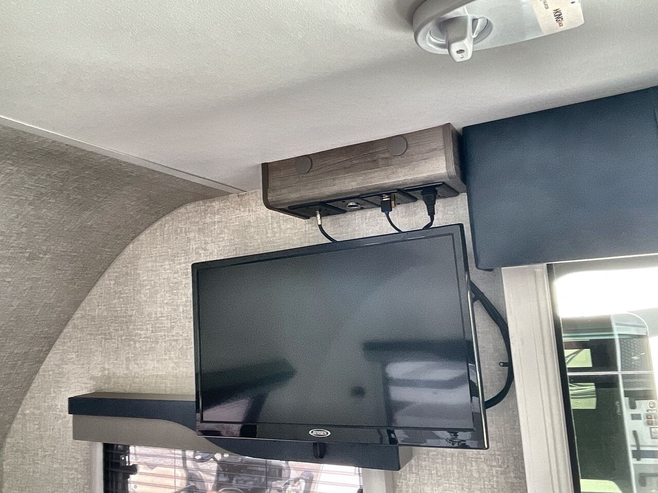 2023 Lance Lance Travel Trailer