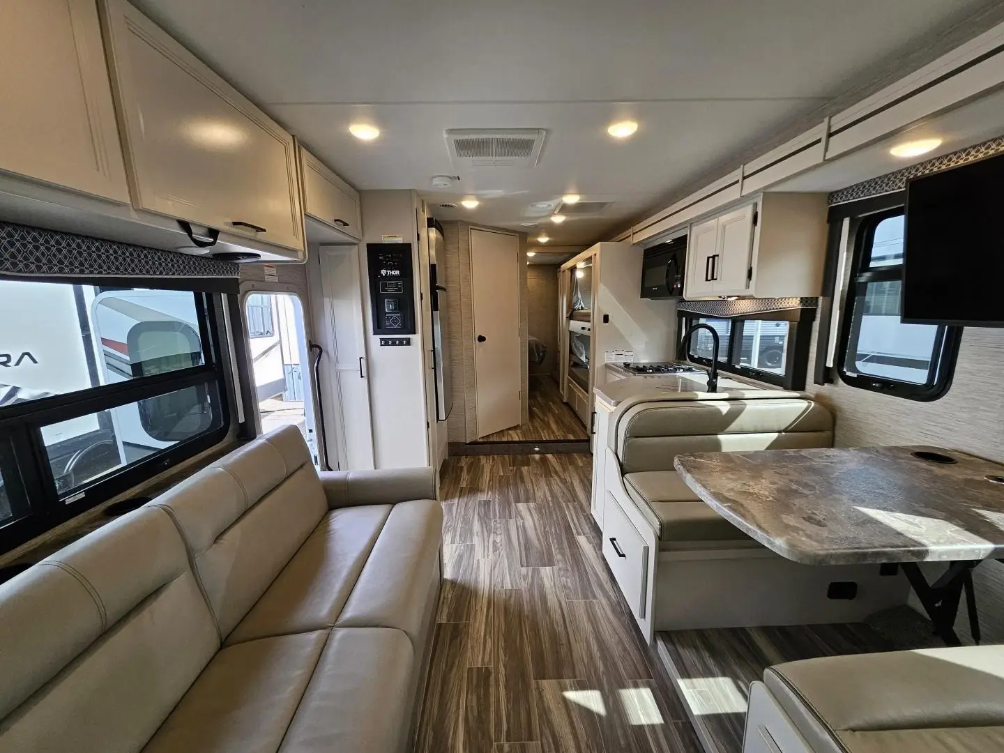 2023 Thor 31E Class C