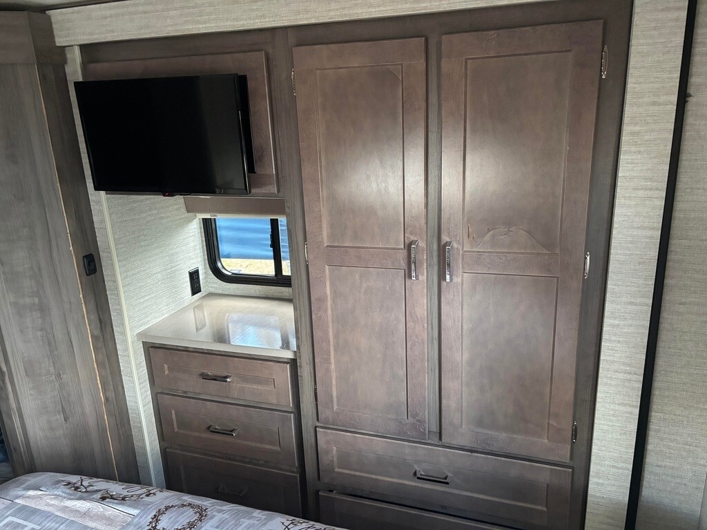 2023 Winnebago Minnie Winnie Motorized Class C