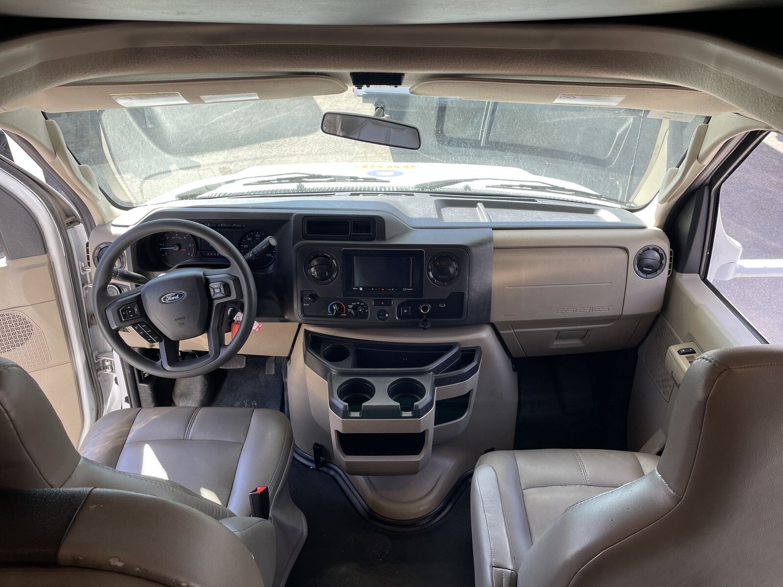 2024 Thor Motor Coach Four Winds