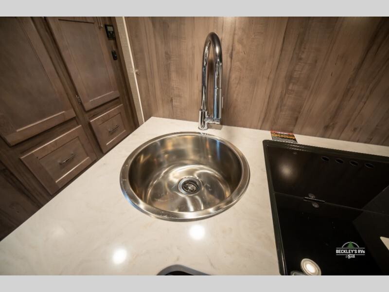 2024 Winnebago Minnie Winnie Motorized Class C