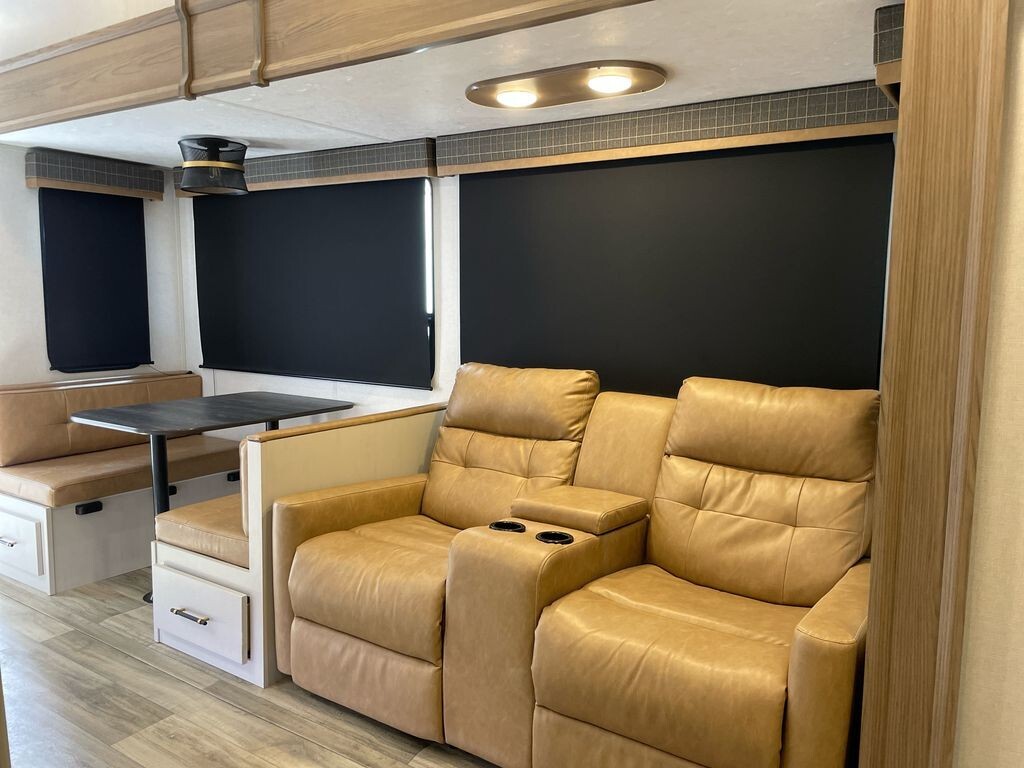 2025 Dutchmen ASTORIA