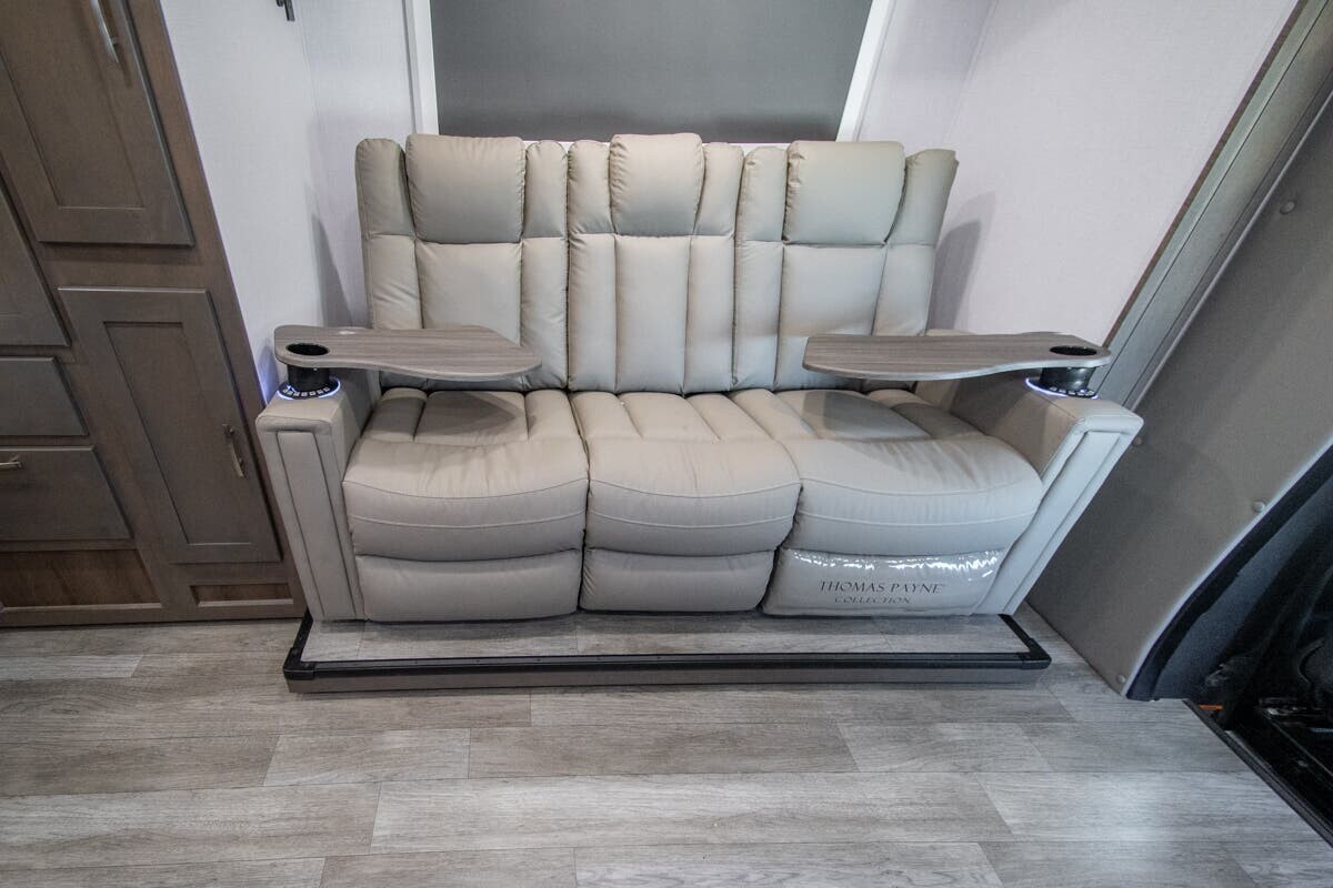 2026 Dynamax Isata 3