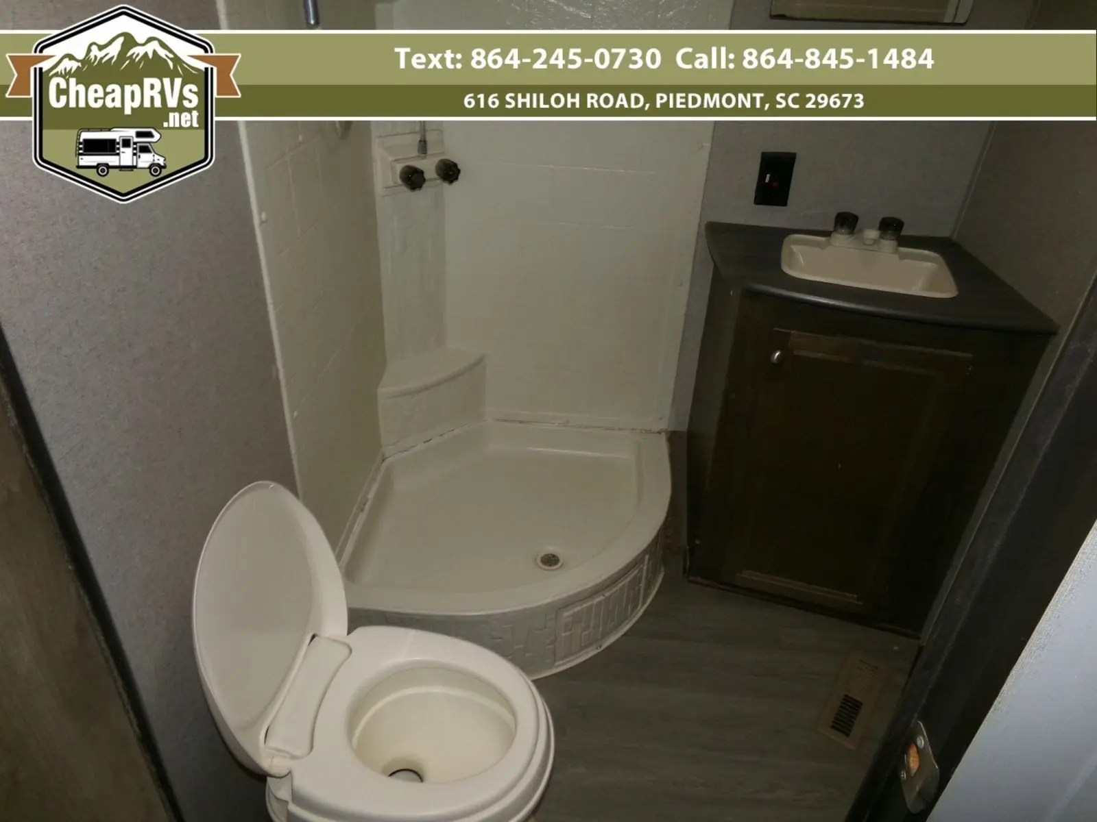 2019 Dutchmen Coleman 337 Travel Trailer