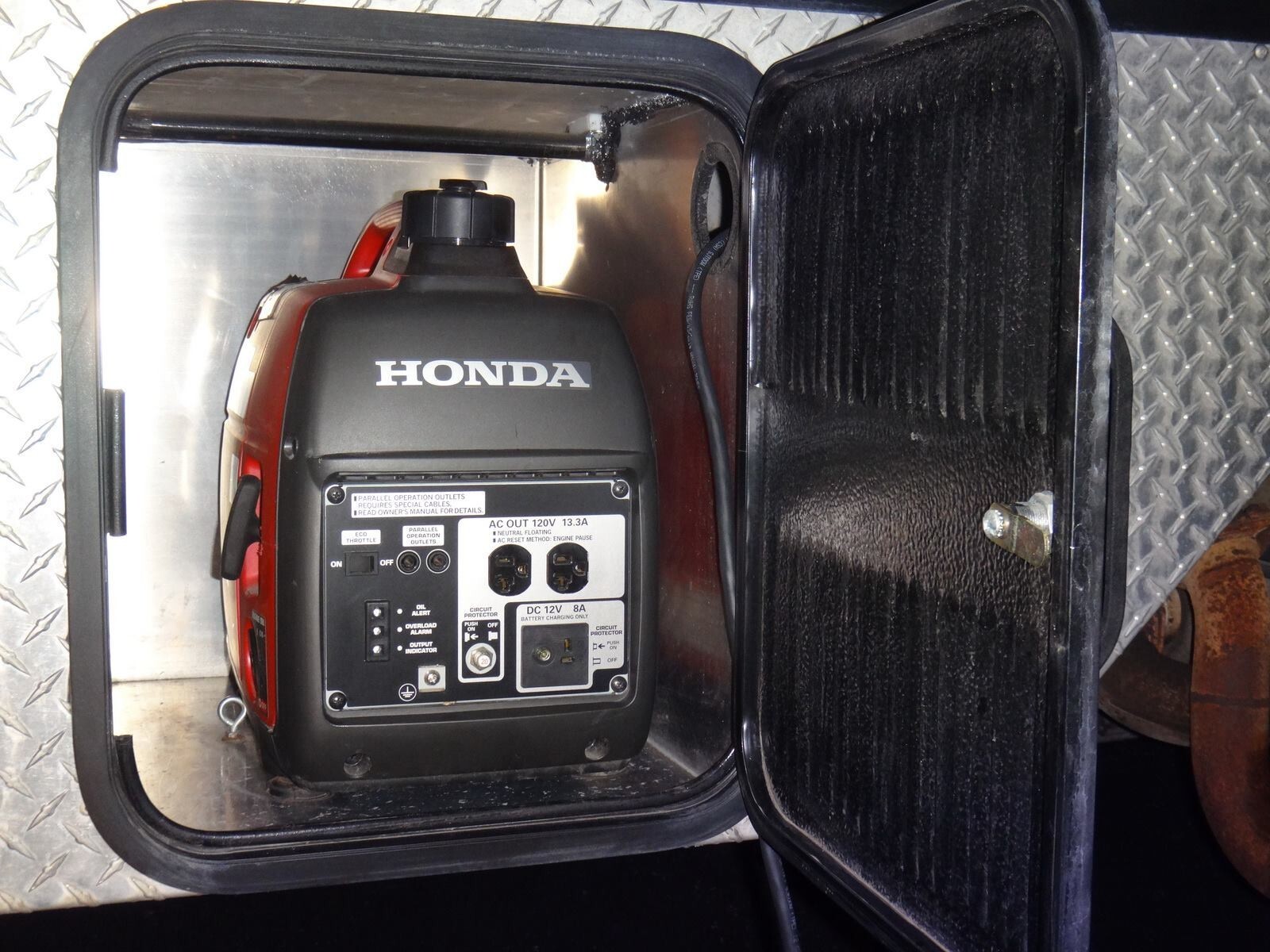 2013 Earthcruiser Outback 4x4 Expedition Vehicle