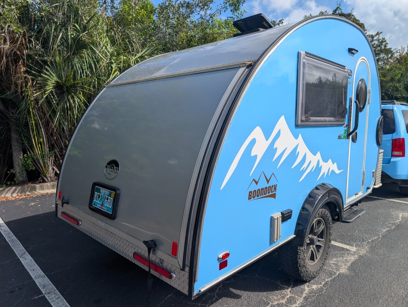 2022 NuCamp T@B 320 CS-S (CLamshell) Teardrop