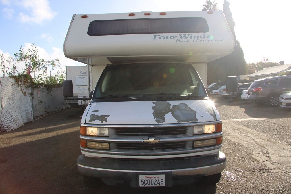 2000 Thor Motor Coach Four Winds Five Thousand Motorized Class C