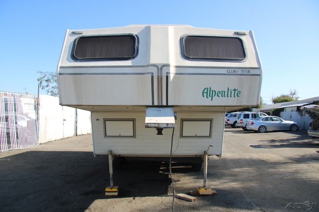1984 AlpenLite Travel Club 5th Wheel Fifth Wheel