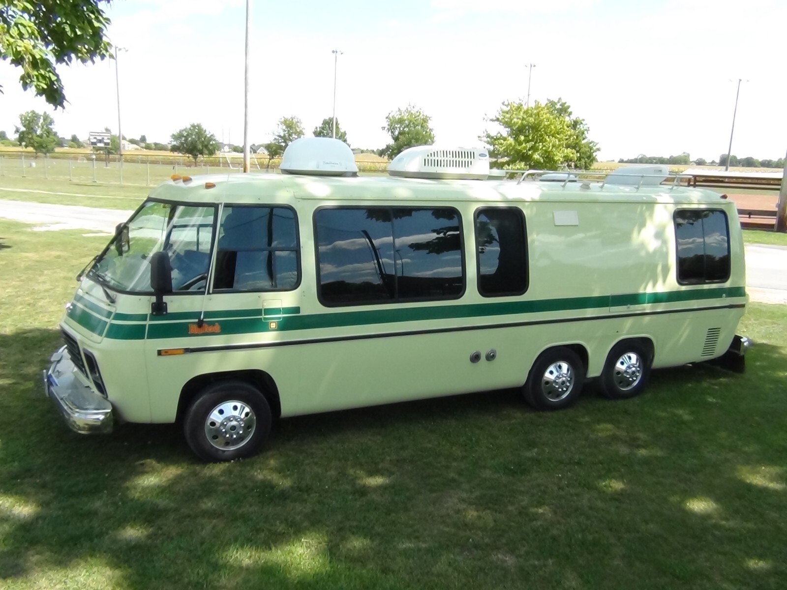 1977 Frosted Mint Green GMC Motorhome Class A Motorhome