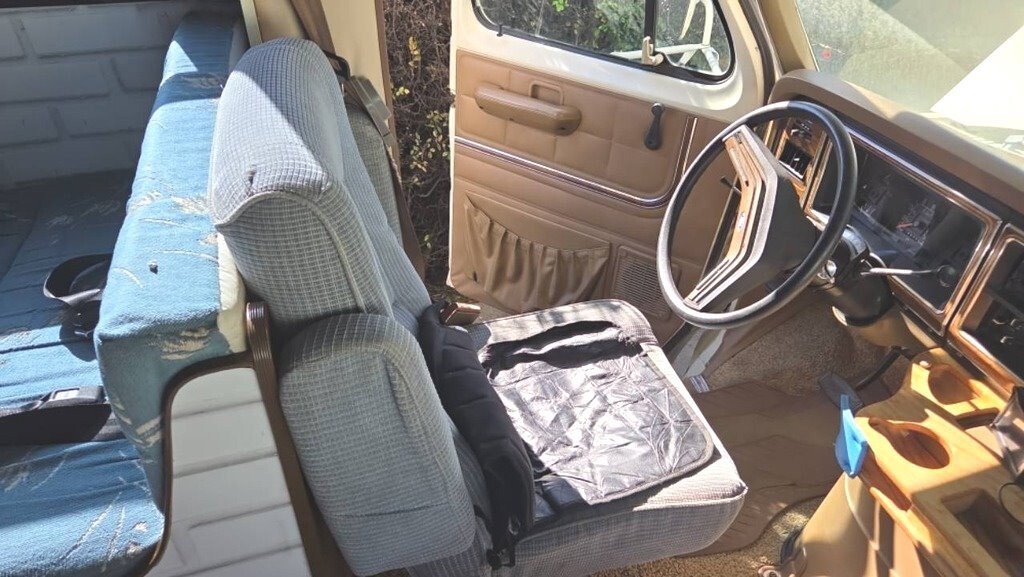 1991 Gulf Stream Conquest Motorized Class C