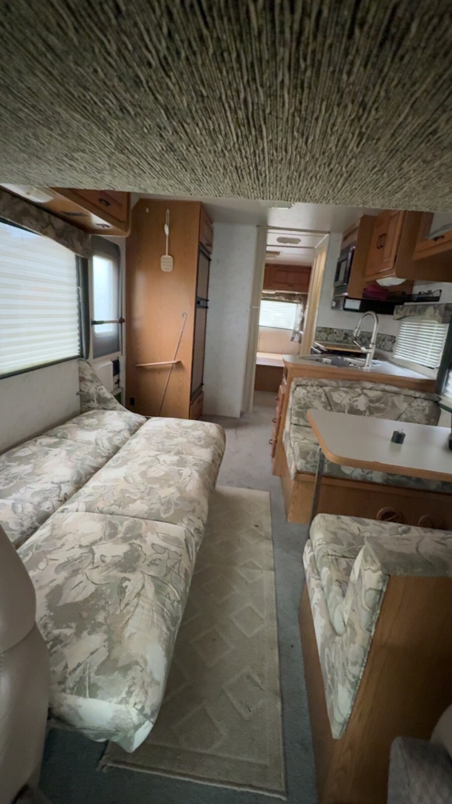 2000 Four Winds 2000 28a four winds 5000 28a class c chevy 5000