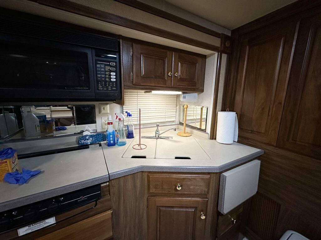 2002 Monaco Diplomat Class A Motorhome