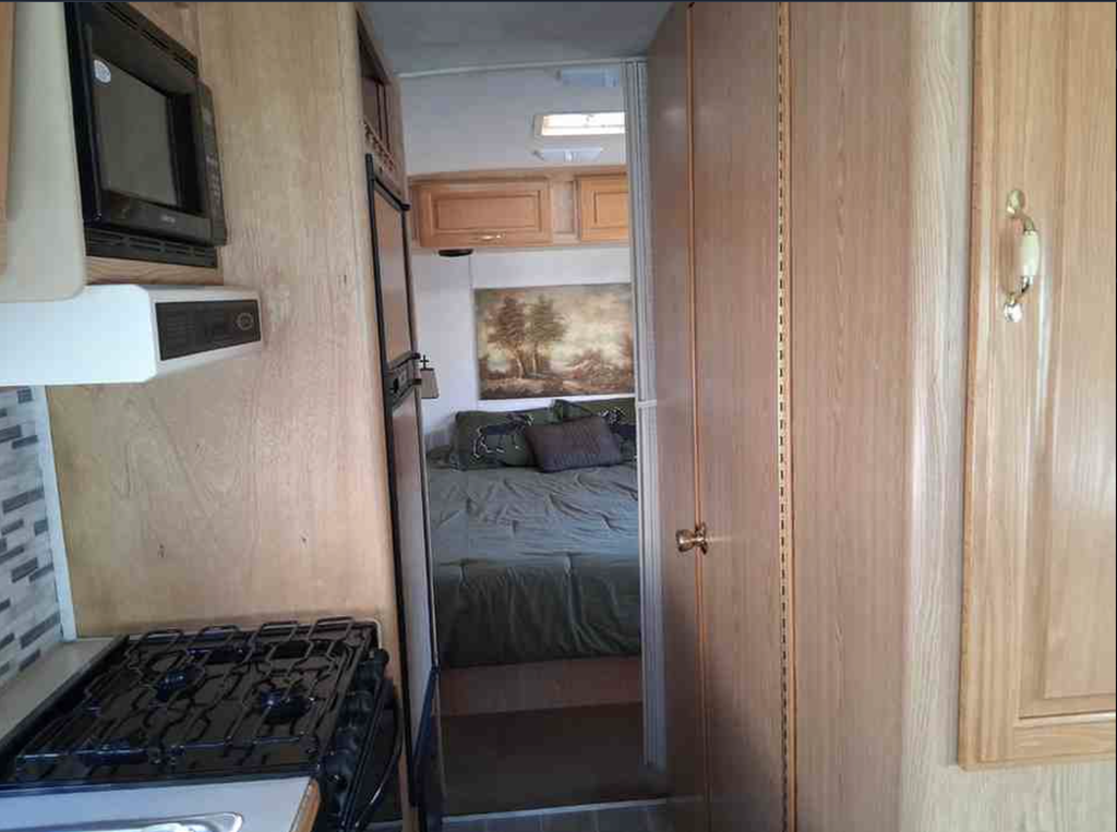 2005 Rexhall American Clipper Class A Motorhome