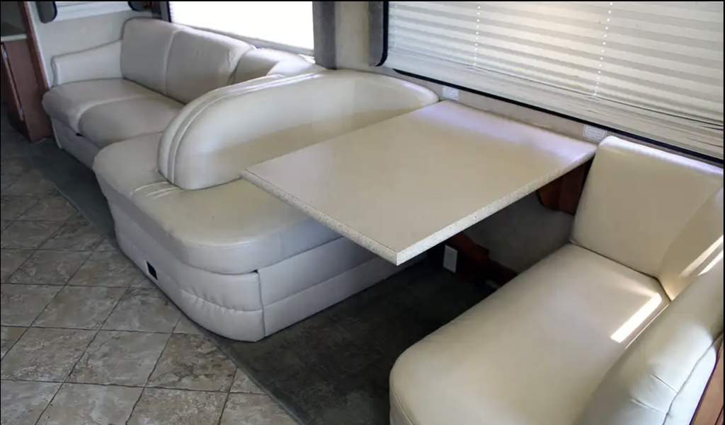2009 Monaco Knight Class A Motorhome