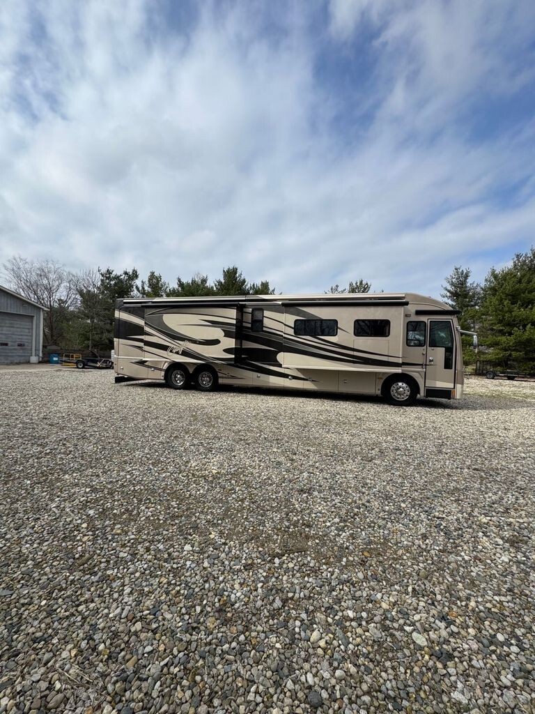 2011 American Coach American Eagle Class A Motorhome