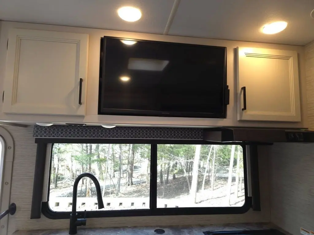 2013 Thor Motor Coach Four Winds Sprinter Class C Motorhome