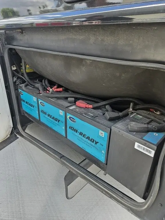 2014 Fleetwood Expedition Motorized Class A