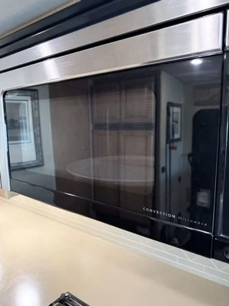 2014 Itasca Sunova Class A Motorhome
