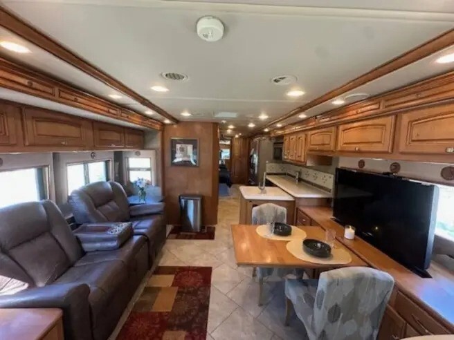 2014 Winnebago Journey Motorized Class A