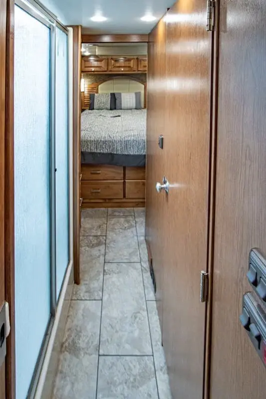 2015 Tiffin Motorhomes Allegro Breeze