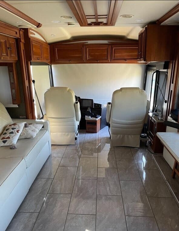 2015 Winnebago Tour Motorized Class A