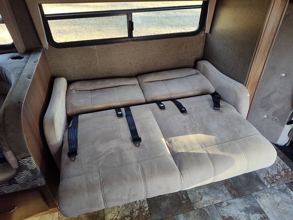 2016 Coachmen Concord Motorized Class C