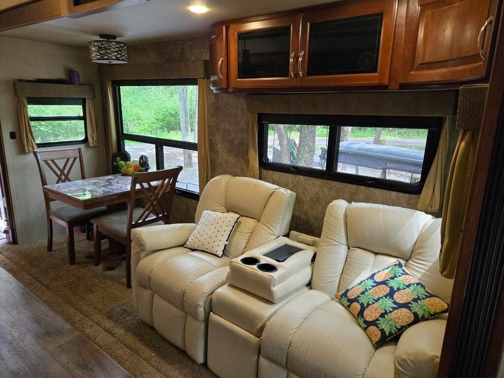 2016 EverGreen RV Bay Hill Fifth Wheel