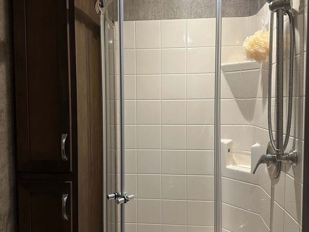 2016 Haulmark Edge Toterhome