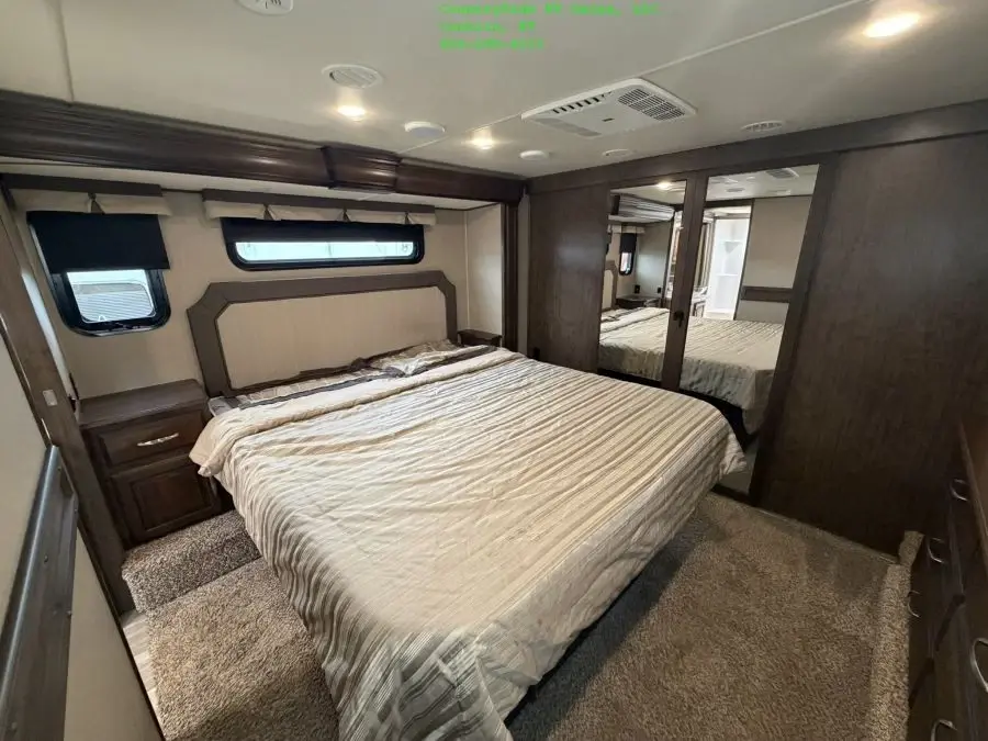 2017 Grand Design Solitude 384GK Fifth Wheel