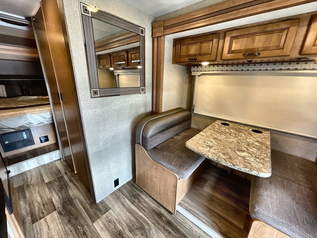2017 Thor Motor Coach Four Winds Sprinter