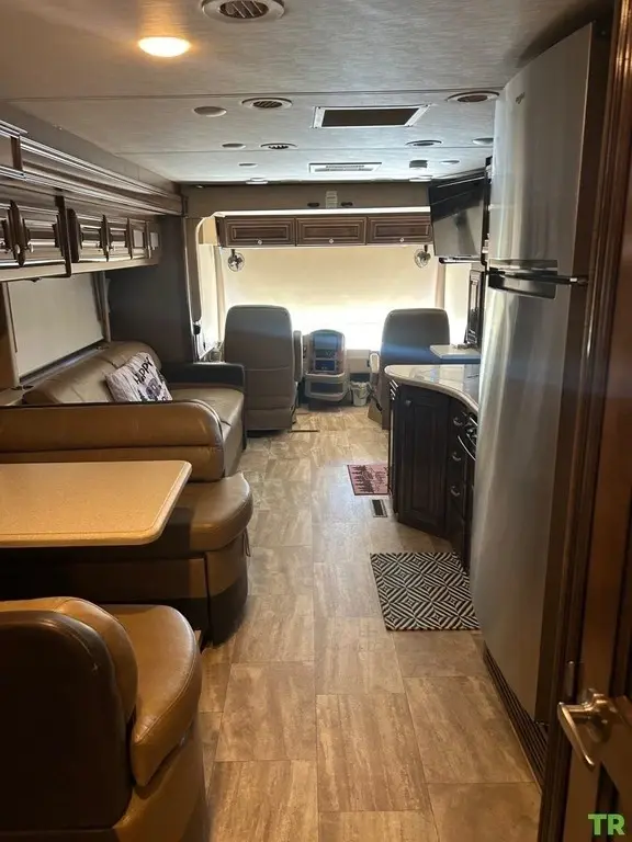 2017 Thor Motor Coach Palazzo Motorized Class A