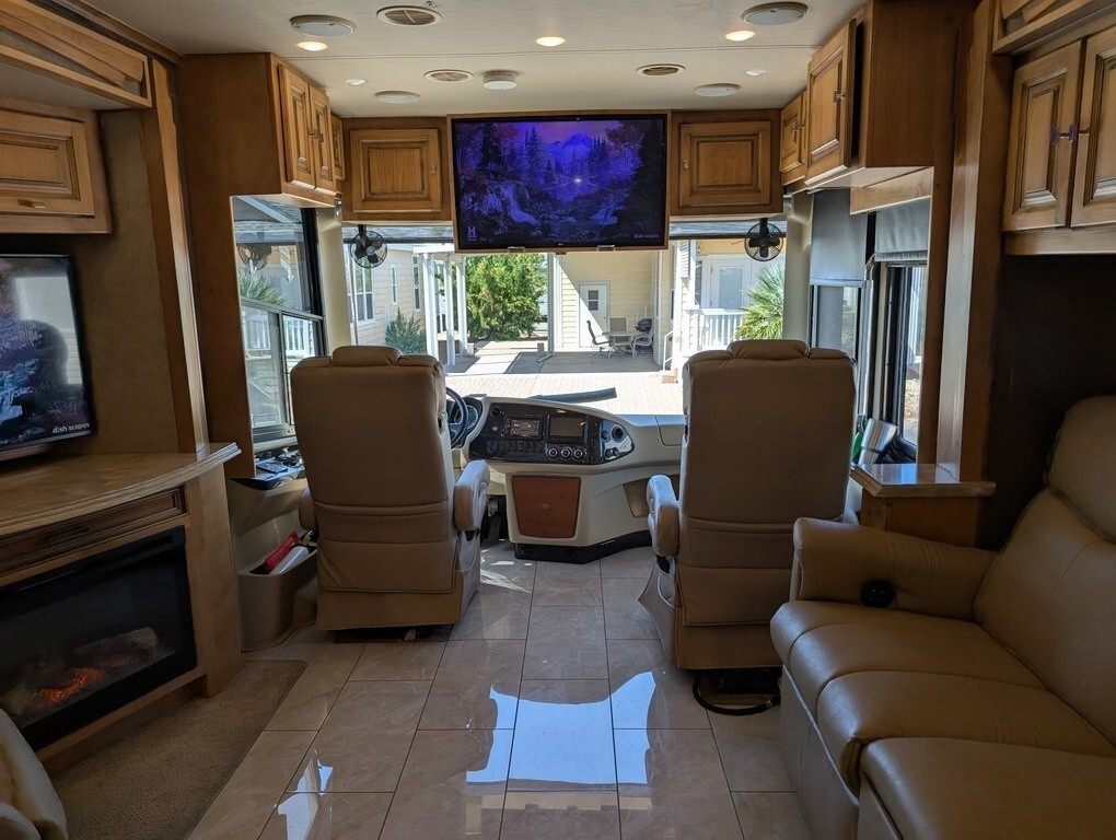 2017 Tiffin Motorhomes Phaeton Motorized Class A