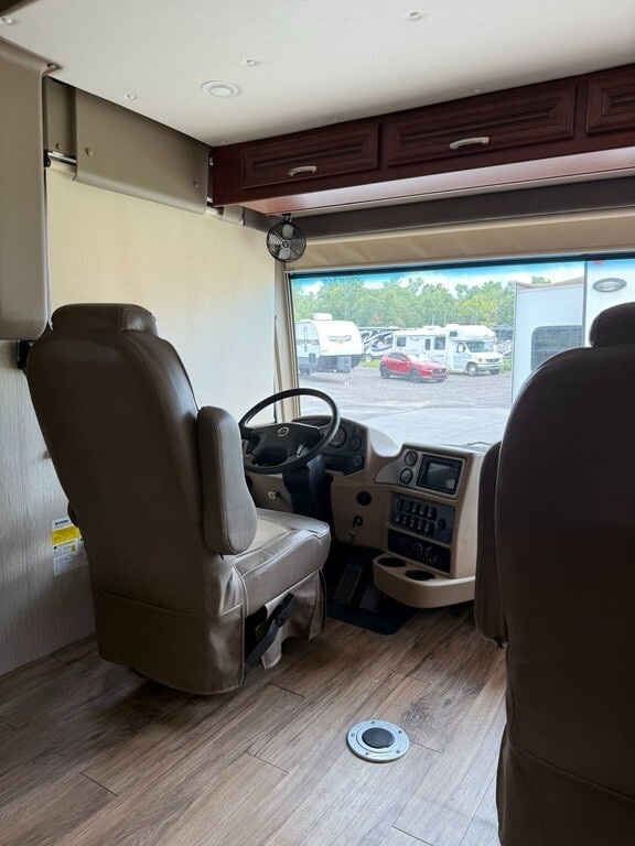 2018 Forest River Legacy SR 340 Motorized Class A