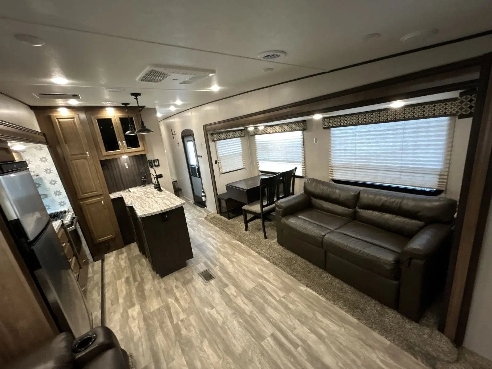 2019 Coachmen Chaparral Lite