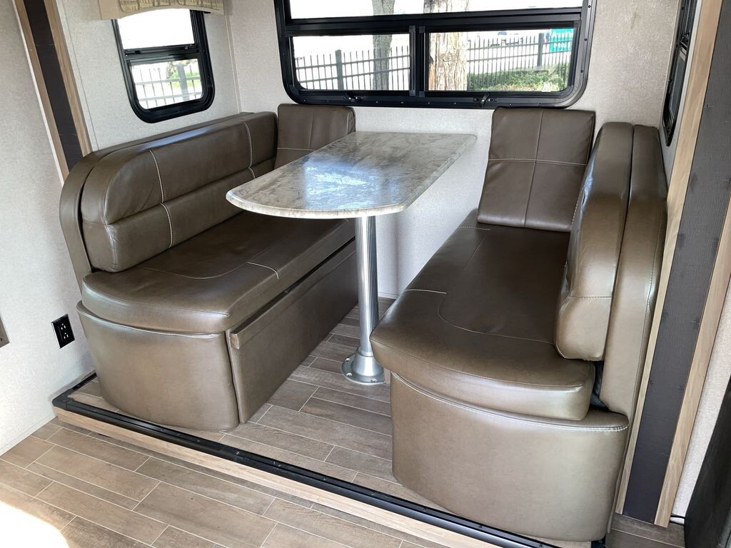 2019 Dynamax ISATA 3 SERIES