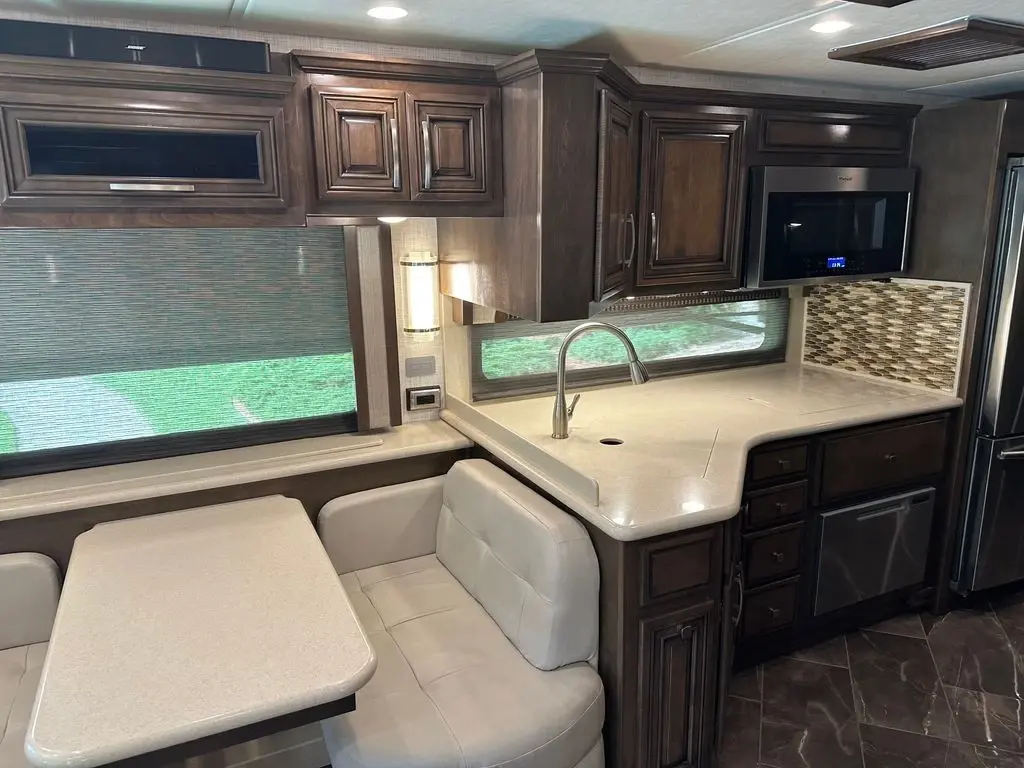 2019 Newmar New Aire Class A Motorhome