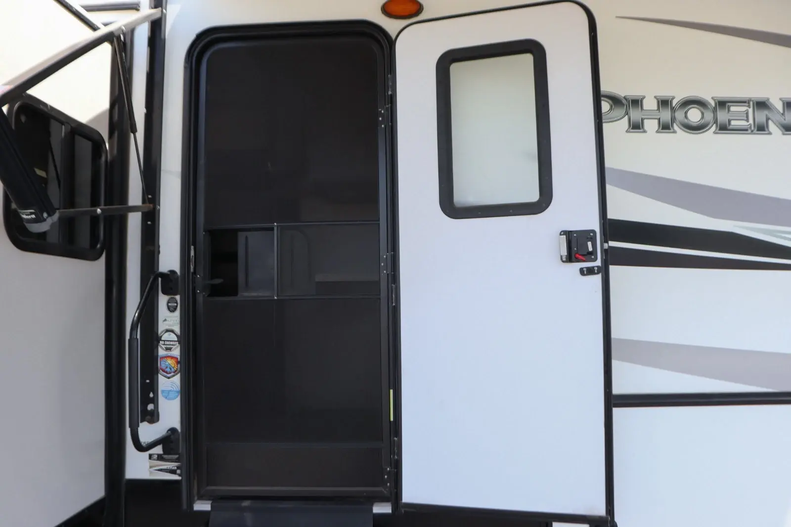 2019 Forest River Shasta Phoenix 285RLS
