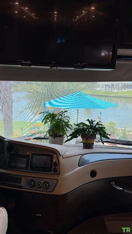 2019 Allegro RED 37PA Motorized Class A
