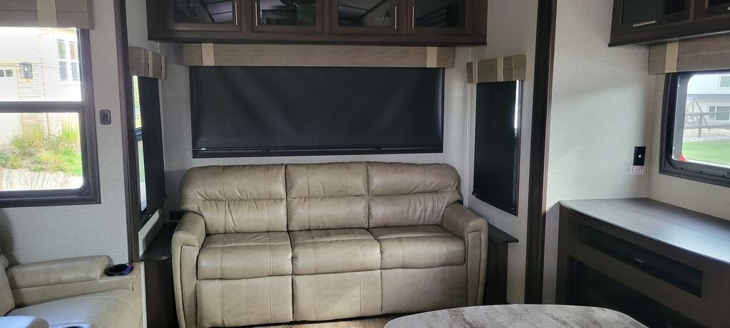 2020 Jayco North Point Fifth Wheel