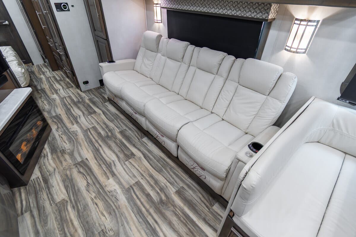 2021 Forest River Georgetown 7