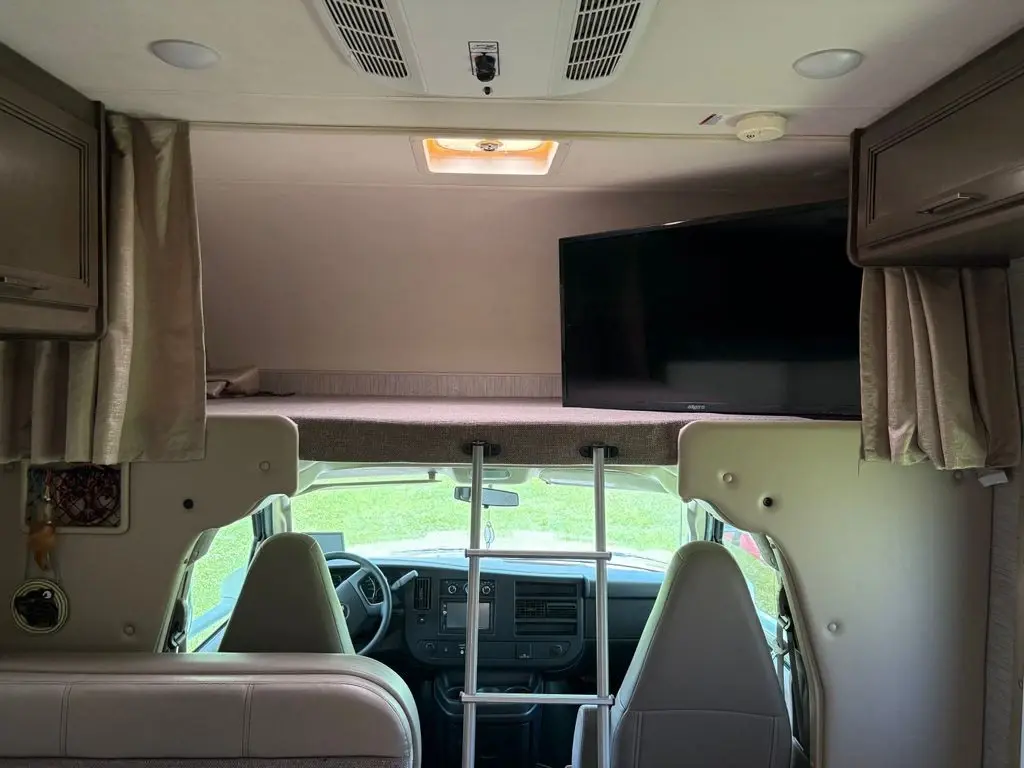 2021 Thor Motor Coach Freedom Elite Class C Motorhome