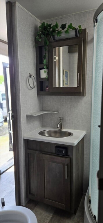 2022 Forest River Rockwood Signature Travel Trailer